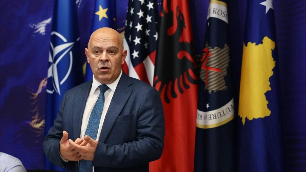 Kriza energjetike  Gjini  Po shesim qymyr  ndërsa blejmë rrymë 100 fish më shtrenjtë