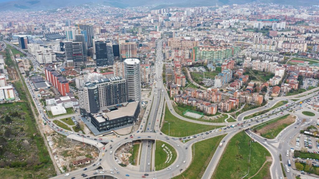 Prishtina ndalon përdorimin e objekteve pa inspektim final dhe certifikatë të përdorimit