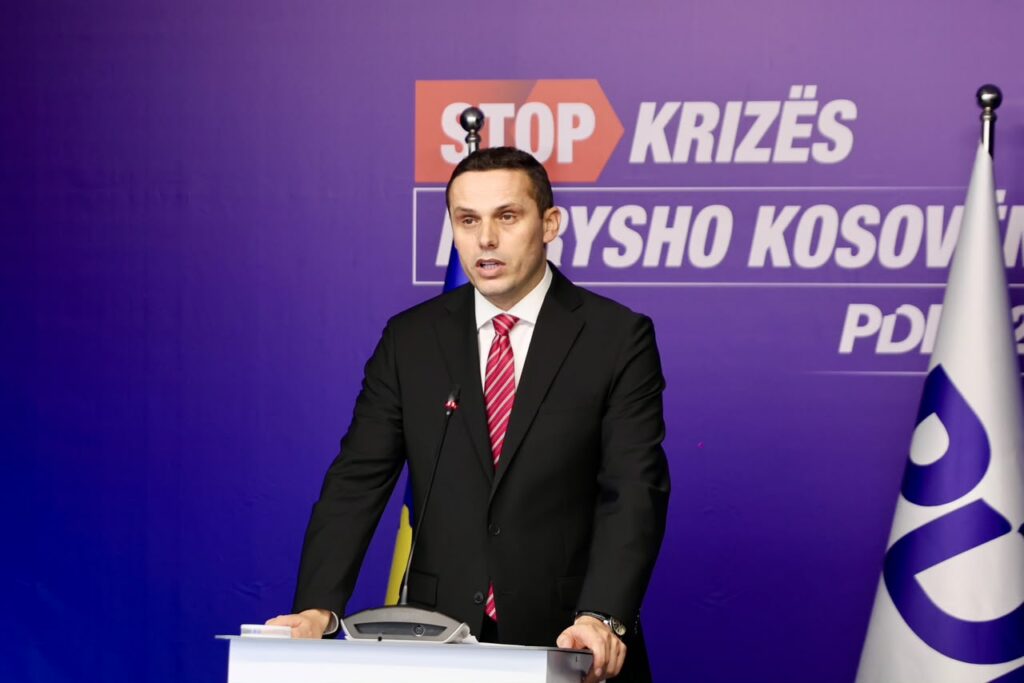 Gruda  PDK ja nesër pret lirimin e Thaçit  Veselit  Krasniqit dhe Selimit