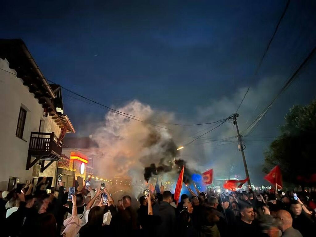 Mbahet protestë në mbështetje të çlirimtarëve në Shtime