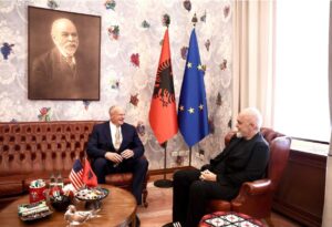 Të fundit