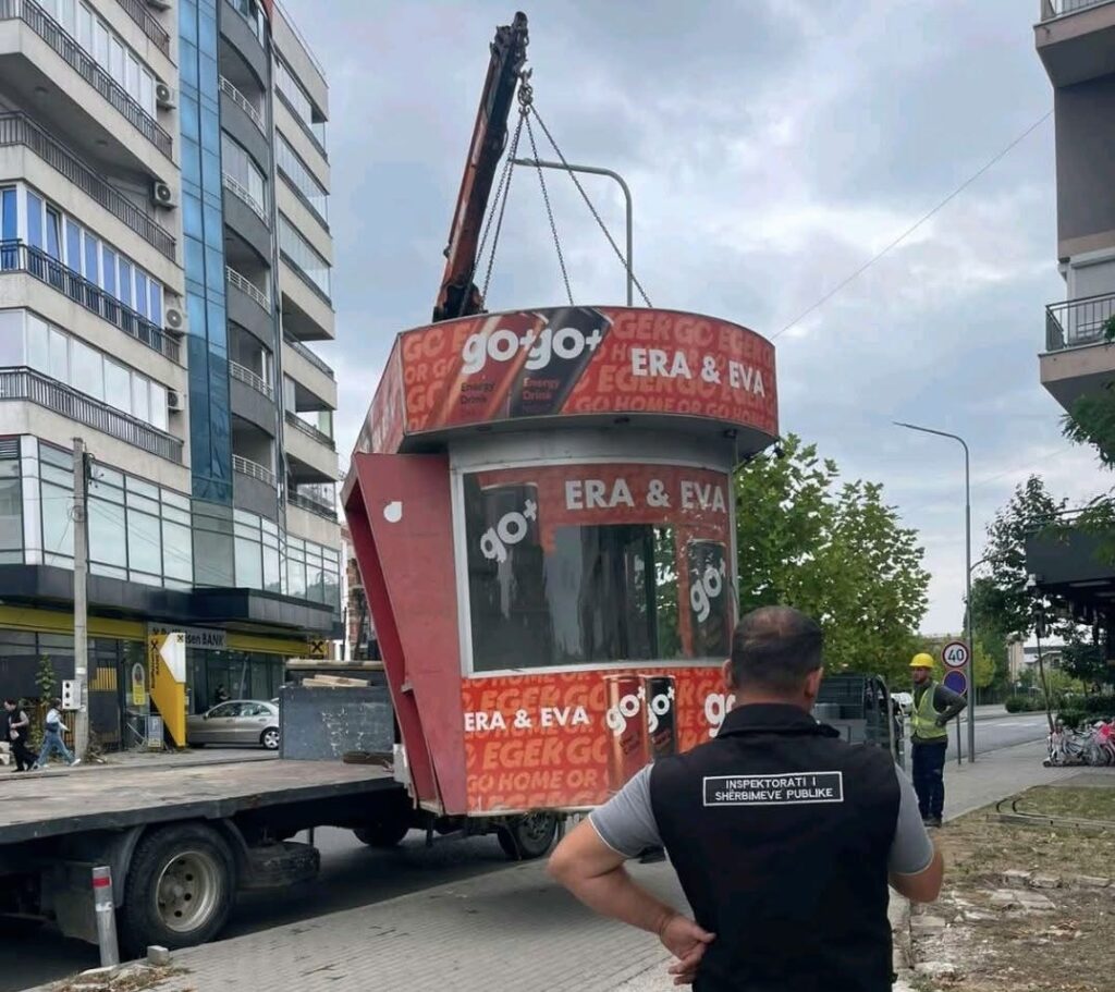 Shabani  Hapësirat publike në Gjakovë do të lirohen  ligji vlen njësoj për të gjithë