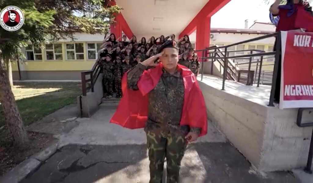  Kur preket UÇK ja  ngrihemi të gjithë    mesazhi i nxënësve nga Prizreni