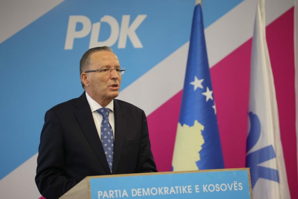Hamza  Kurti e di qëndrimin e PDK së  nuk është çështje emrash për nënkryetarët e Kuvendit
