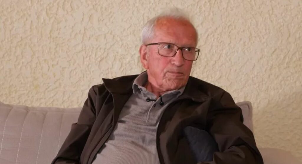  Një tronditje  si në ditën që u zhdukën    Vëllai i Salih Mëziut emocionon  Tani e dimë ku t i gjejmë