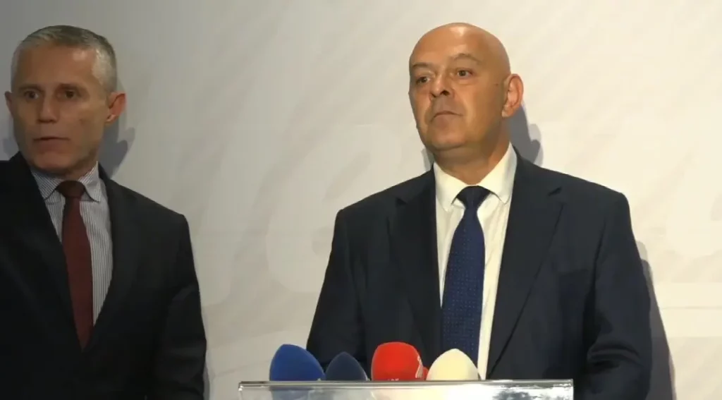 Shkeljet në Kuvend  Gjini  Aleanca do t i drejtohet Gjykatës Kushtetuese
