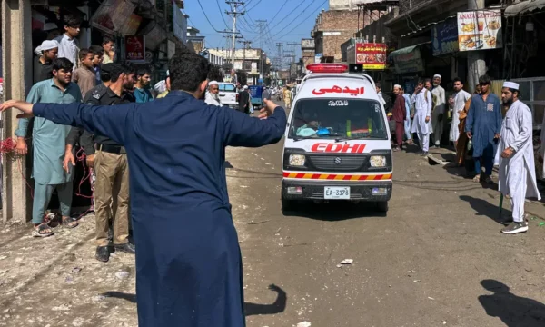Shembet çatia e shkollës në Pakistan  humbin jetën 18 nxënës dhe një mësues