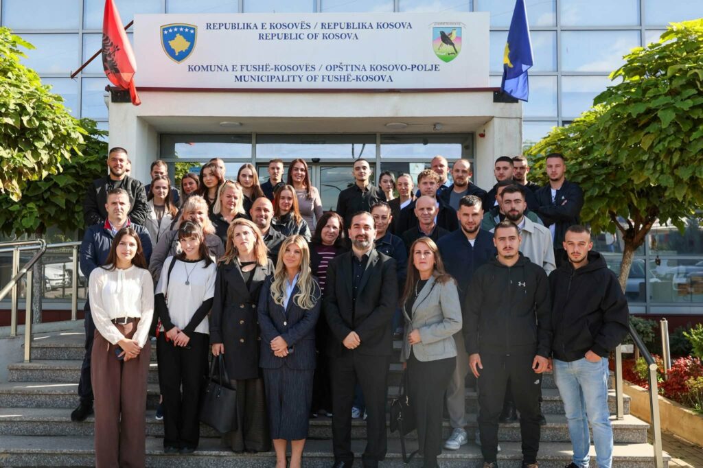 Komuna e Fushë Kosovës nënshkruan marrëveshjet me përfituesit e granteve start up
