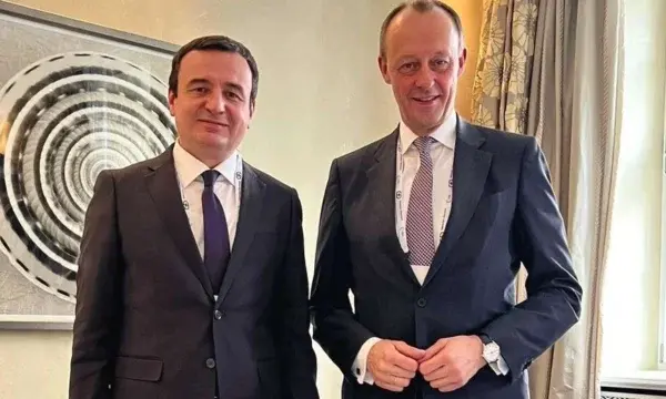 Merz uron Kurtin  Kosova ka lënë pas muaj të tërë të pasigurisë politike