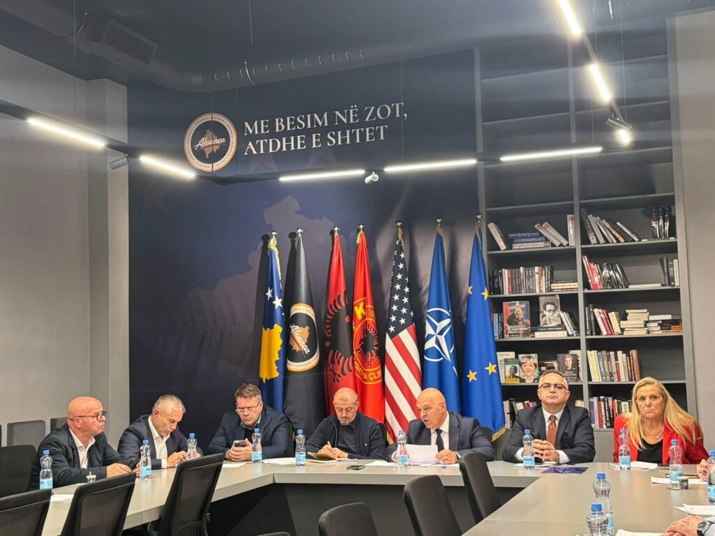 Aleanca themelon Shkollën Politike  paralajmëron interpelancë për importin e energjisë