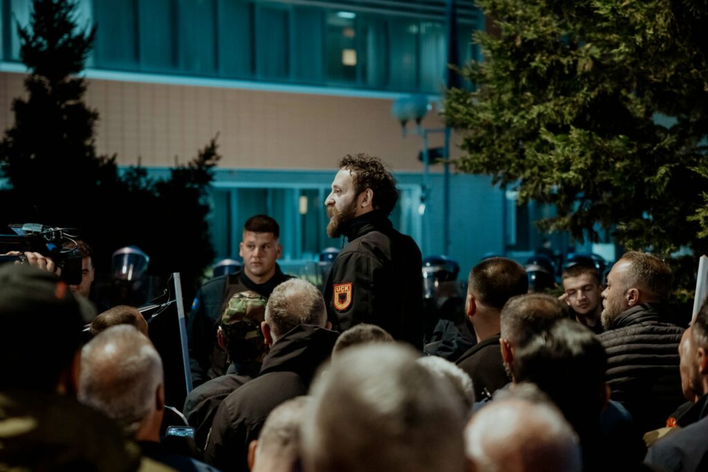 Çlirim Haziri i kundërpërgjigjet Dejona Mihalit e Alban Krasniqit