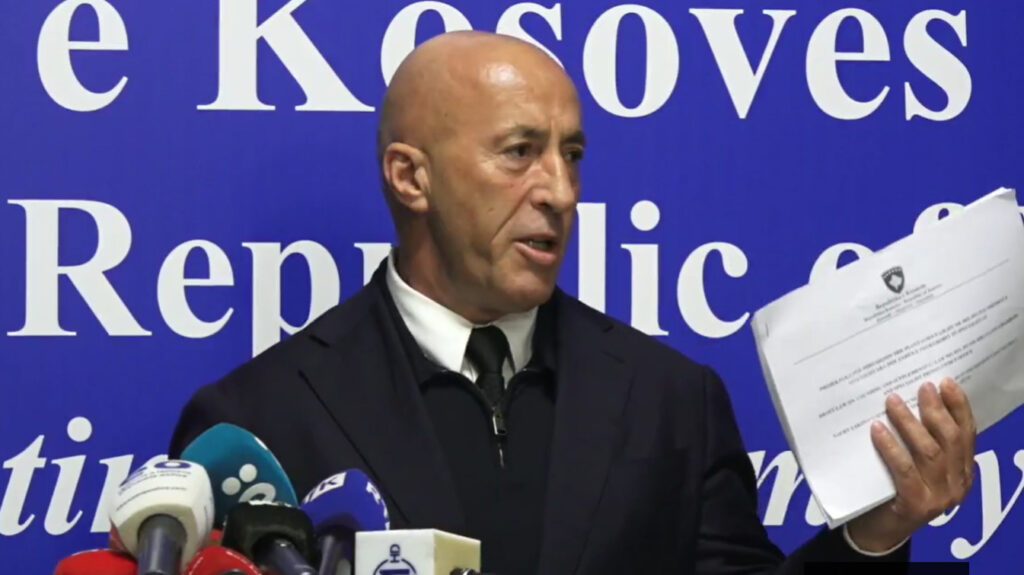  Tri orë të mbetura   Haradinaj deputetëve  Ejani ta votojmë ndryshimin e ligjit për Specialen