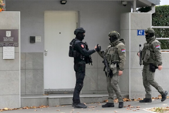 Incident i rëndë jashtë Ambasadës izraelite në Beograd  vritet një person