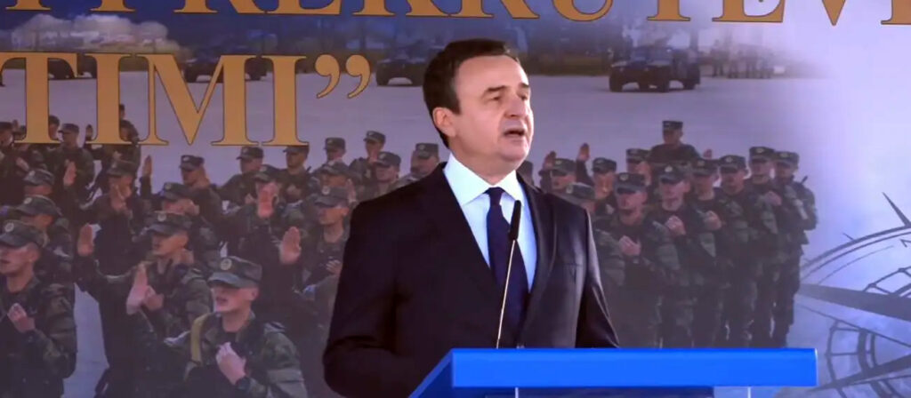 Kurti mesazh ushtarëve  Emri i kryekomandantit Adem Jashari  të jetë kujtesë se çfarë do të thotë të qëndrosh për atdheun