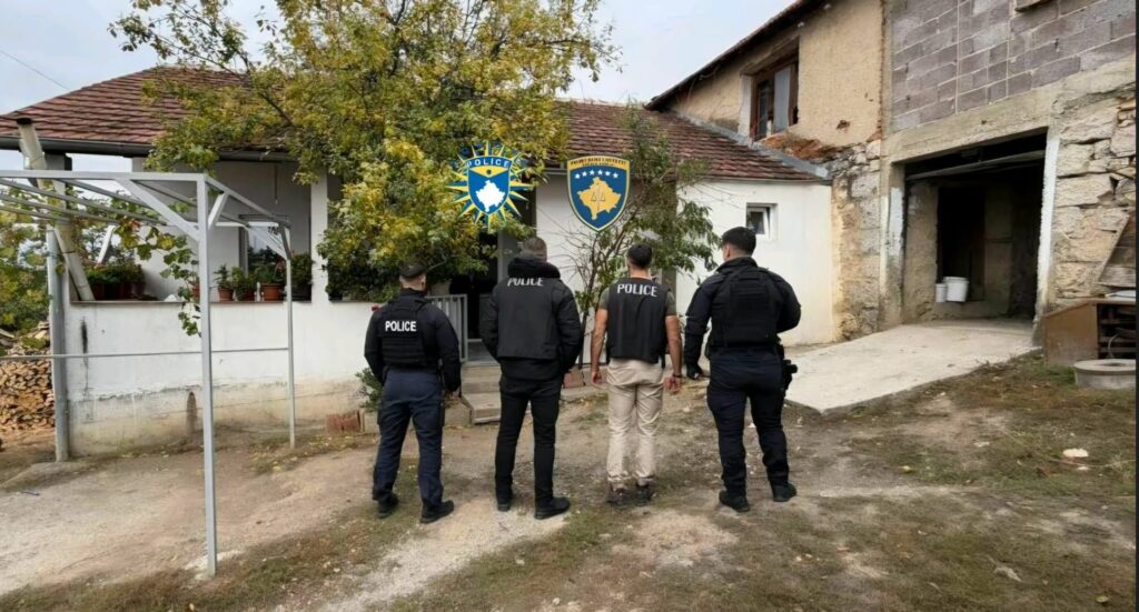 Arrestohen dy persona të dyshuar për krime lufte në rastin e  Masakrës së Padalishtës 