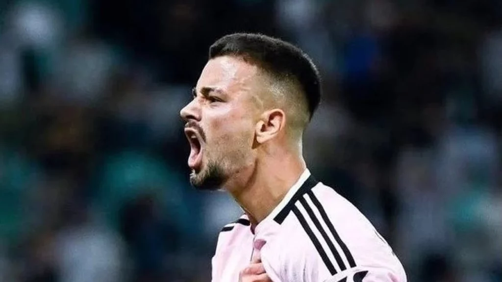  Turp për Juventusin   Gazzetta dello Sport me shkrim për Zhegrovën  I vetmi lojtar që po shkëlqen nuk mund të luajë në Evropë