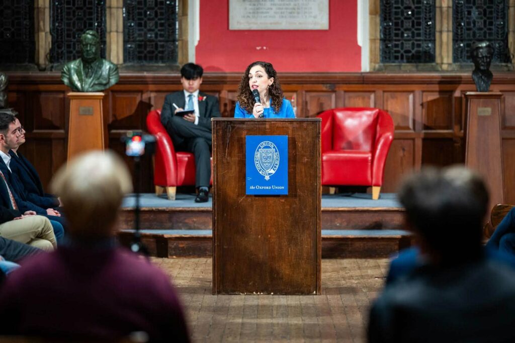 Osmani  Në Oxford Union  historia e Kosovës u dëshmua aty ku dëgjohen zërat e botës