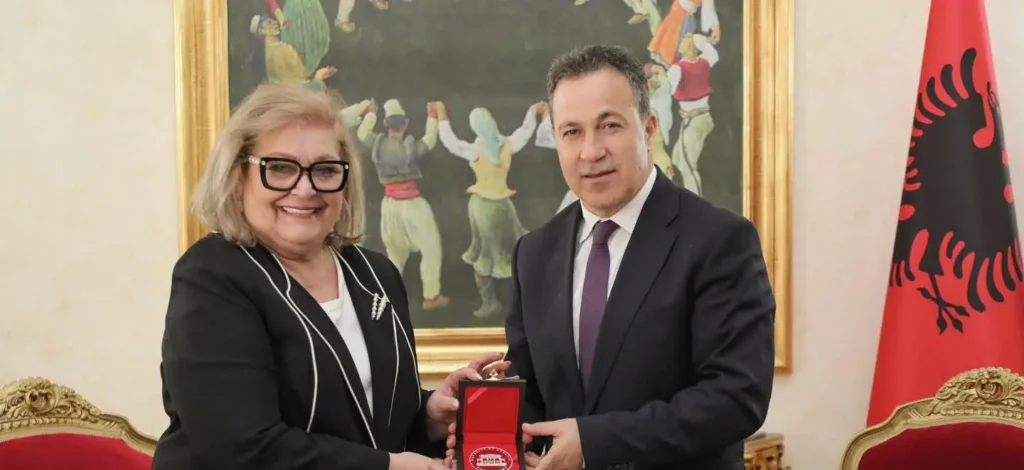 Kryetari i Kuvendit të Shqipërisë uron Shiroka Pulën në misionin e saj si presidente e Kosovës