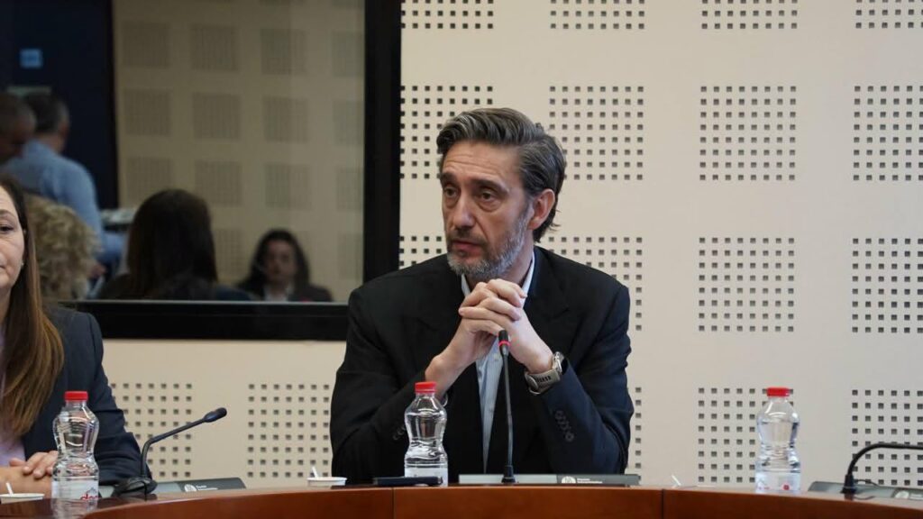Uran Ismaili  Shëndetësia duhet të rikthehet ndër prioritetet e vendit