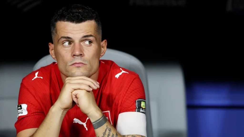 Xhaka rikthehet te Zvicra  mesfushori shqiptar e ruan shiritin e kapitenit